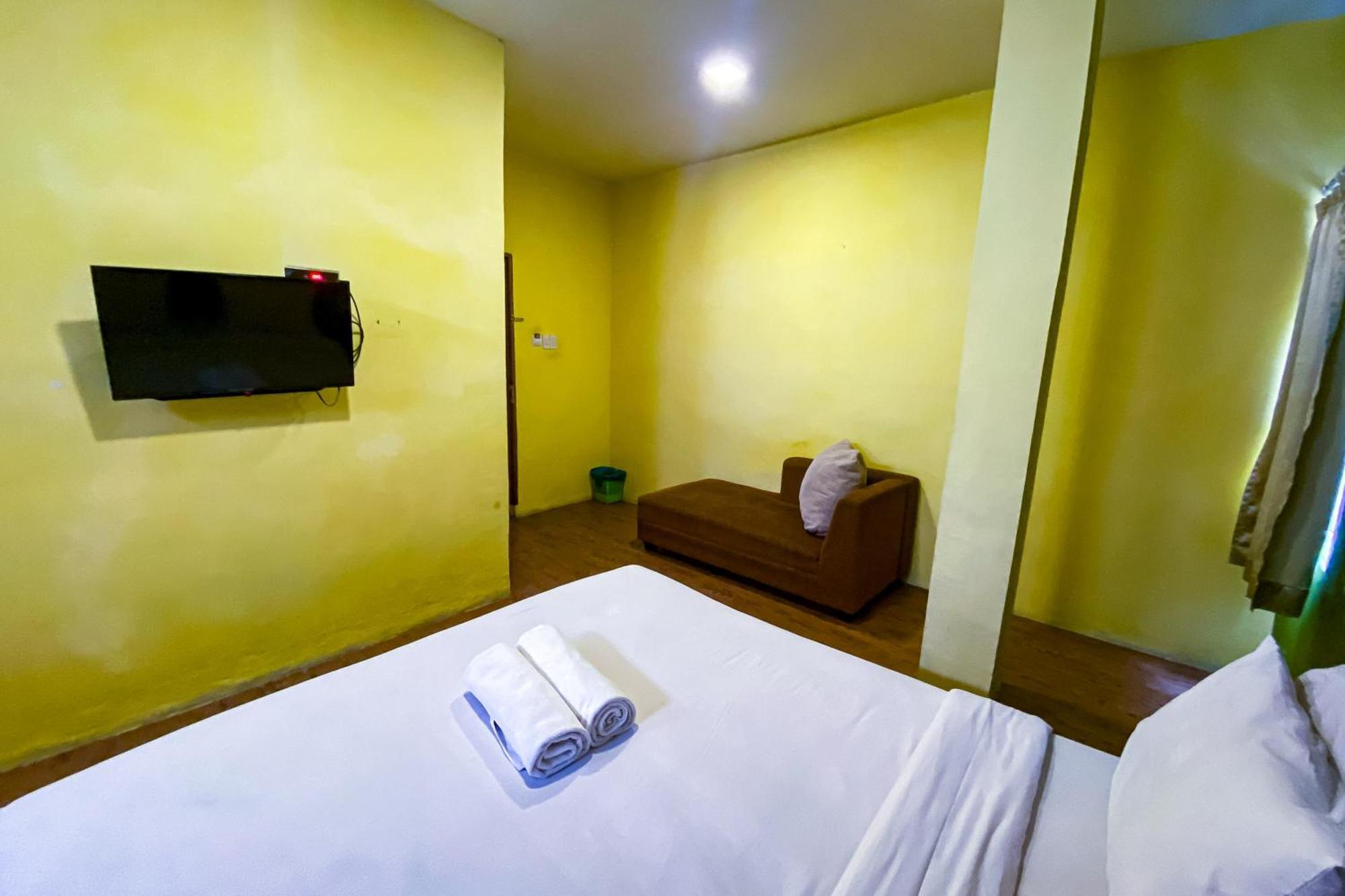 Reddoorz At Sentosa Jaya Helvetia Hotel Medan Luaran gambar