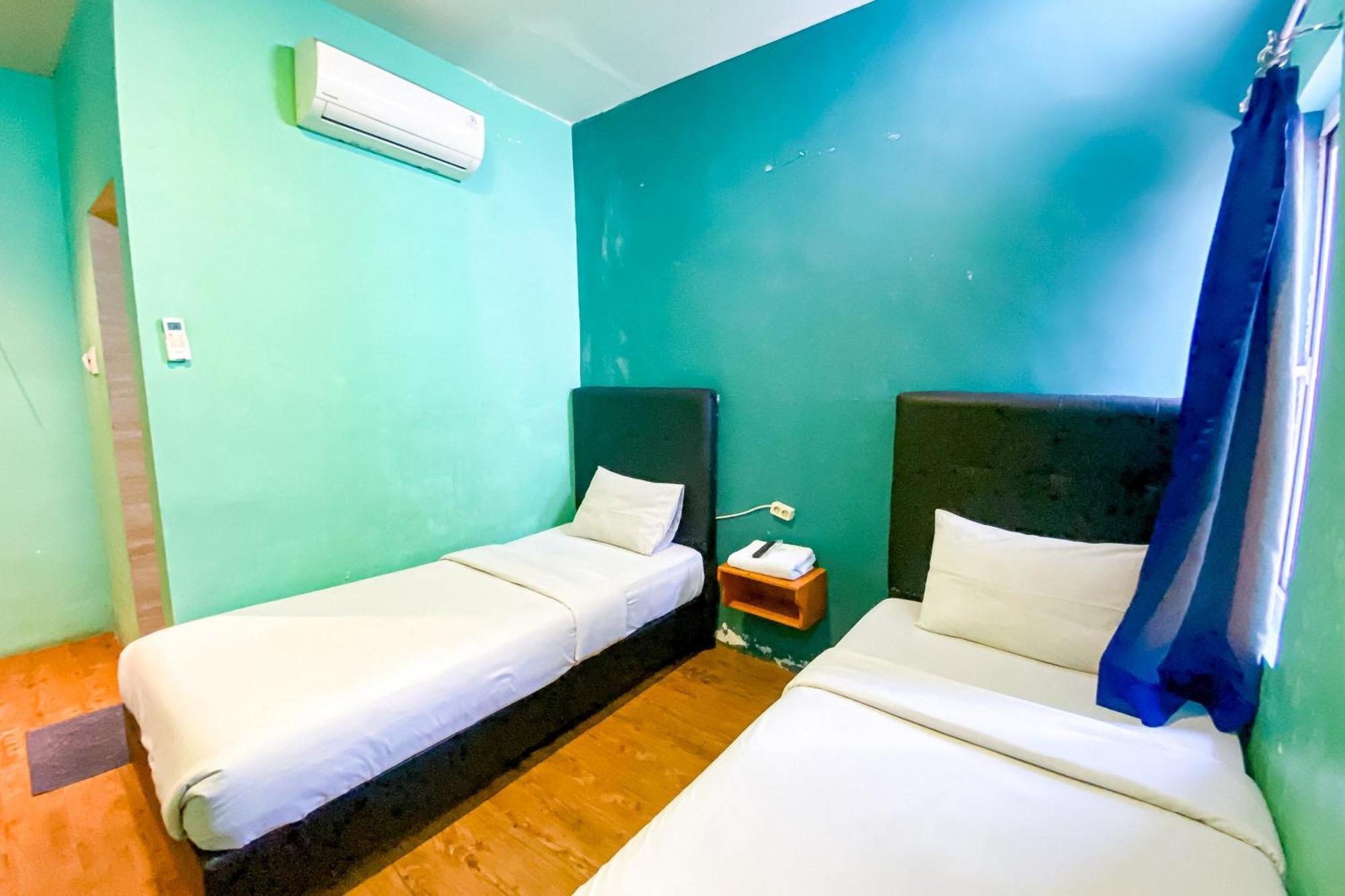 Reddoorz At Sentosa Jaya Helvetia Hotel Medan Luaran gambar