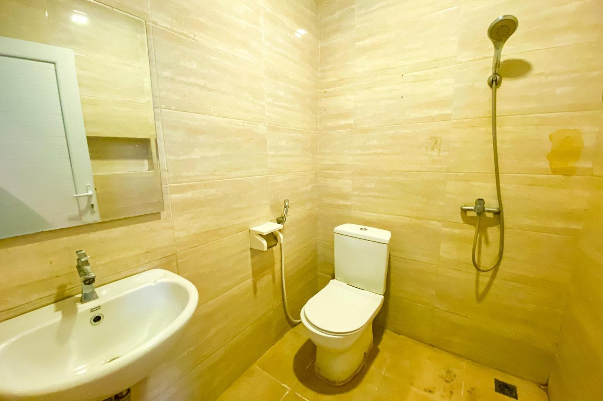 Reddoorz At Sentosa Jaya Helvetia Hotel Medan Luaran gambar
